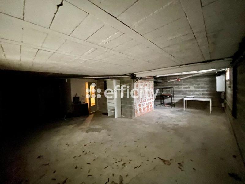 Maison - 161 m² - 7 pièces