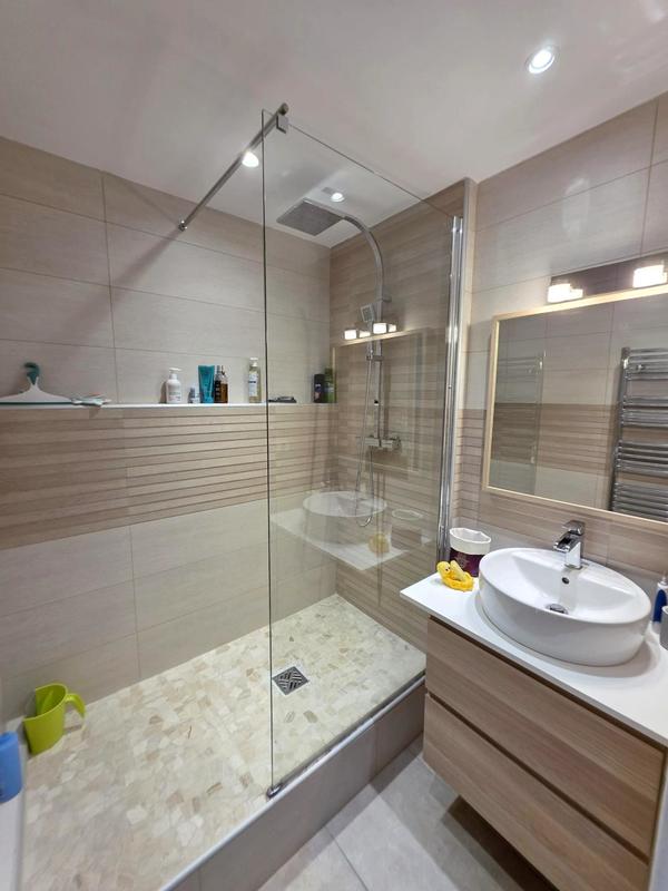 Appartement - 82 m² - 5 pièces