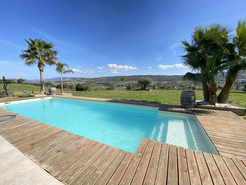 Villa - 200 m² - 5 pièces