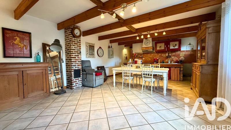 Maison - 196 m² - 9 pièces