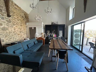 Maison - 192 m² - 7 pièces