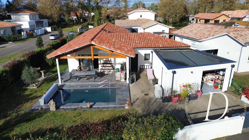 Maison contemporaine - 145 m² - 4 pièces