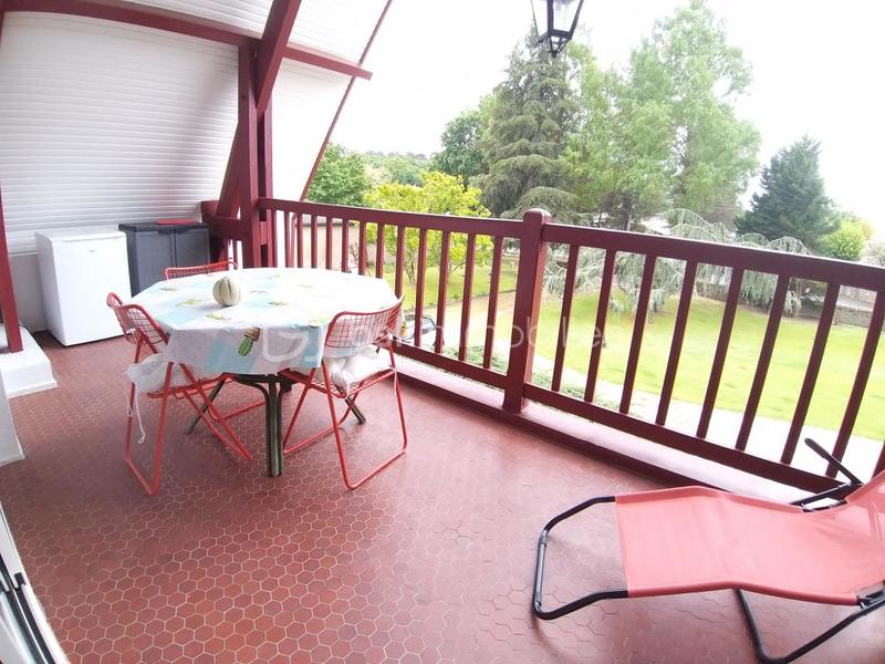 Propriété - 425 m² - 16 pièces