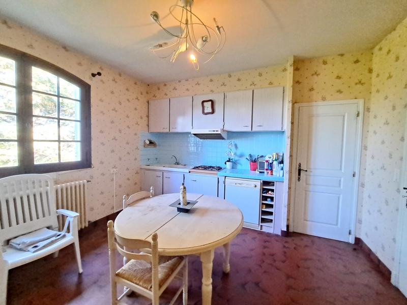 Maison - 224 m² - 9 pièces