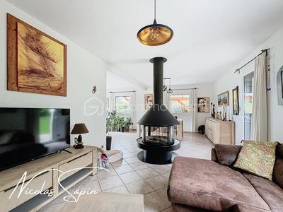 Maison - 144 m² - 7 pièces