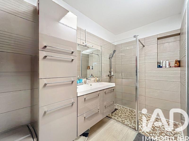 Maison - 189 m² - 6 pièces