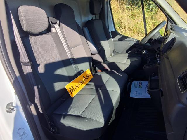 Renault Master Fourgon F3300 L2h2 Blue Dci 135 Confort Ecran Tactile + Radars Recul