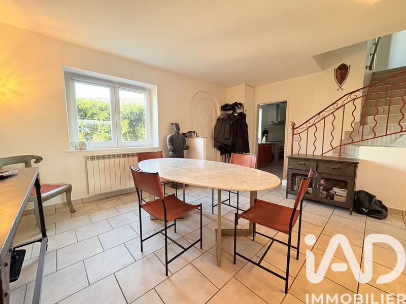 Maison - 140 m² - 7 pièces