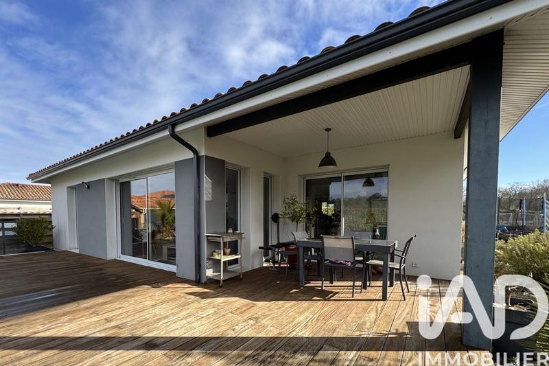 Maison - 91 m² - 4 pièces