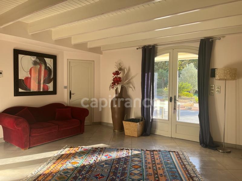 Propriété - 400 m² - 10 pièces