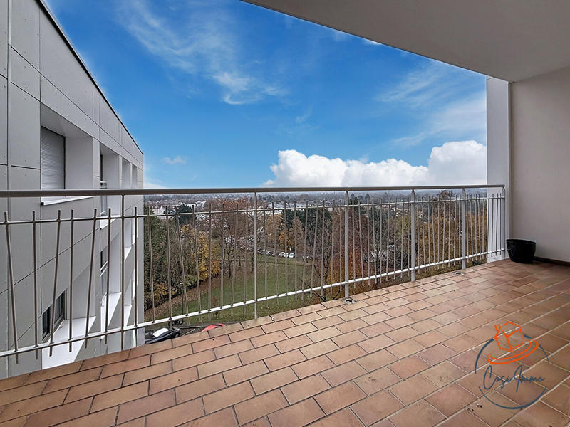 Appartement - 90 m² - 4 pièces