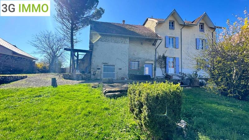 Demeure - 190 m² - 10 pièces