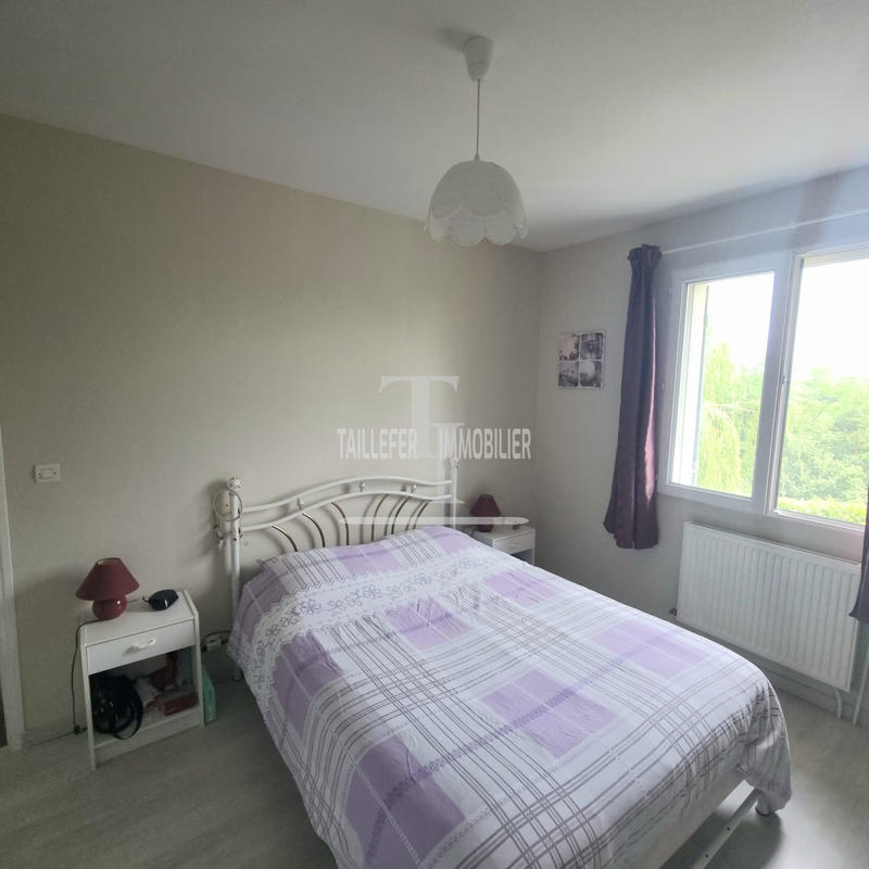 Maison - 210 m² - 6 pièces