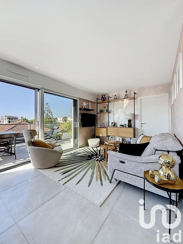 Appartement - 80 m² - 4 pièces