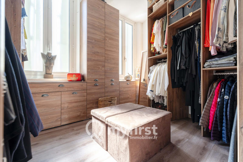 Appartement - 204 m² - 6 pièces