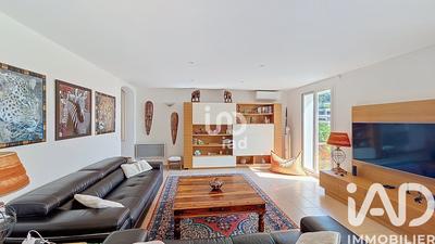 Appartement - 150 m² - 6 pièces