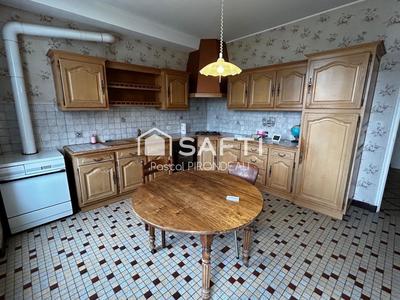 Maison - 95 m² - 4 pièces
