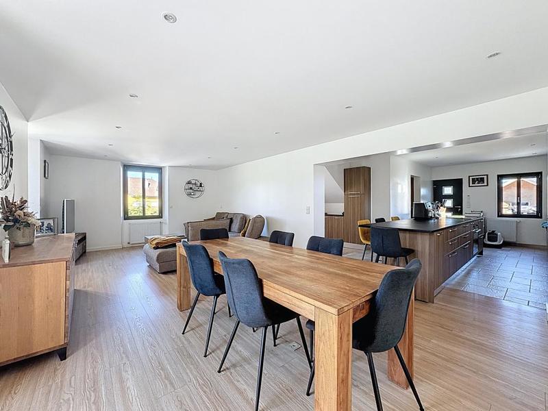 Appartement - 153 m² - 5 pièces