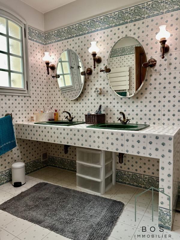 Villa - 192 m² - 7 pièces