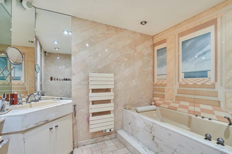 Appartement - 121 m² - 4 pièces