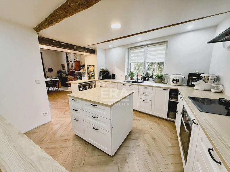 Maison - 196 m² - 5 pièces