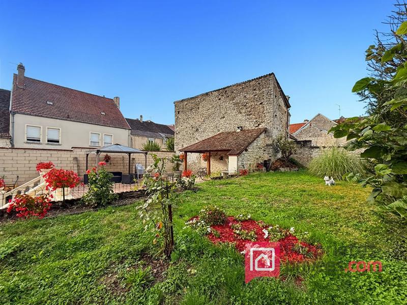 Maison - 118 m² - 6 pièces