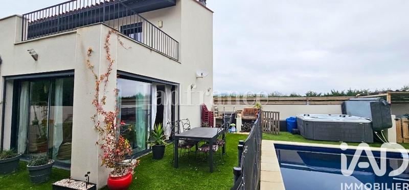 Maison - 107 m² - 4 pièces