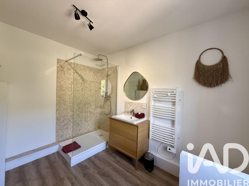 Maison - 430 m² - 17 pièces