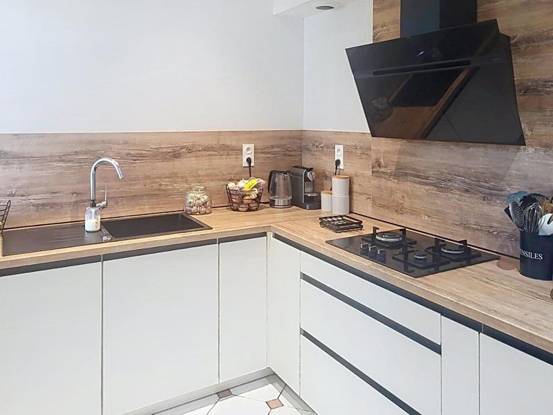 Maison - 301 m² - 11 pièces