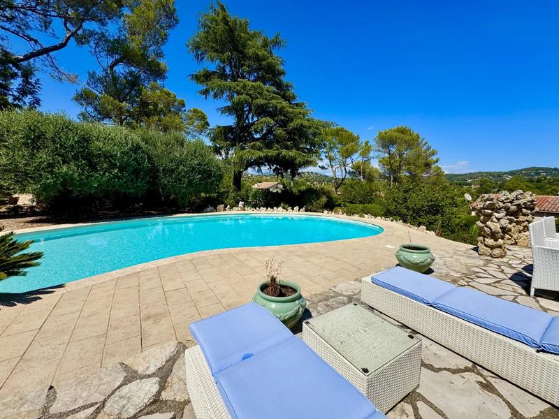 Villa - 170 m² - 7 pièces