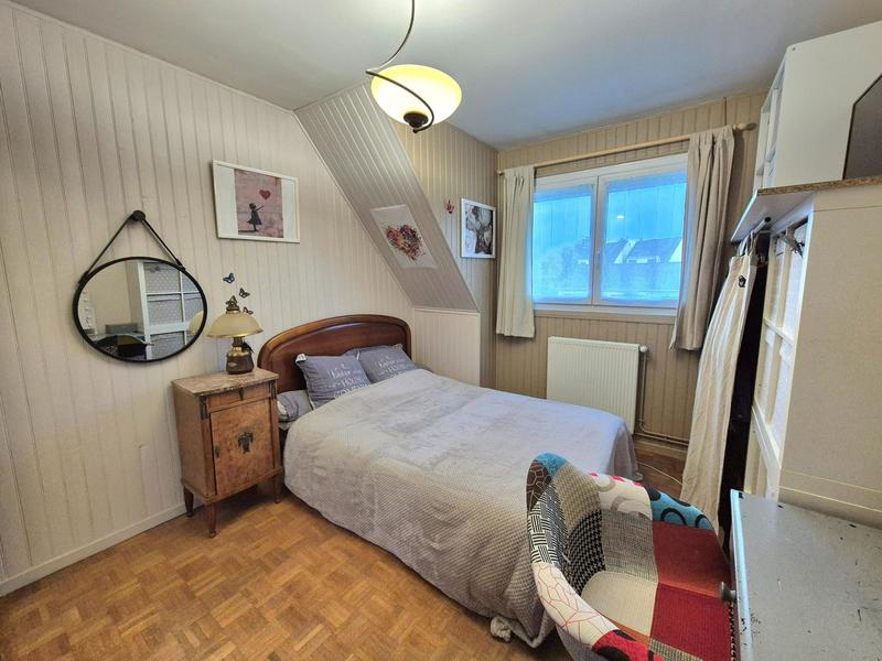 Maison - 94 m² - 6 pièces