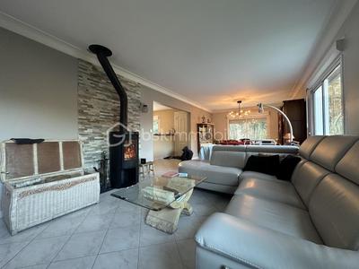 Pavillon - 120 m² - 6 pièces