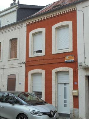 Maison - 80 m² - 6 pièces