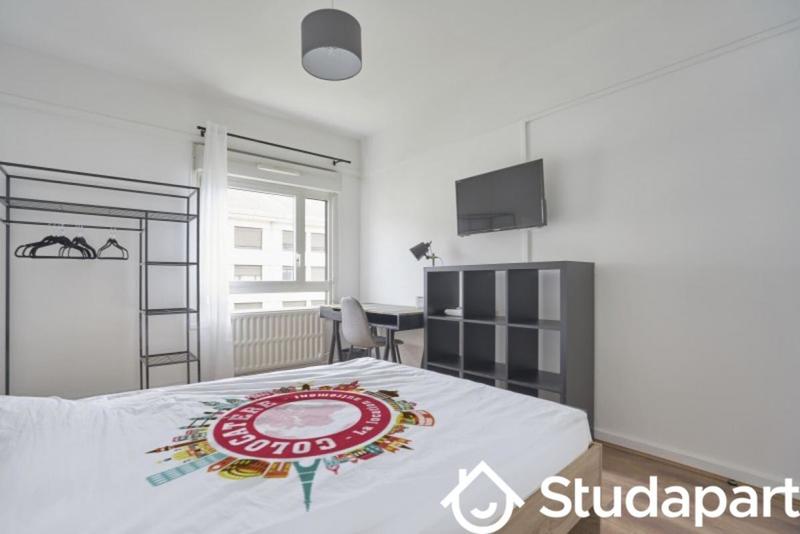 Chambre - 12 m² - 1 pièce