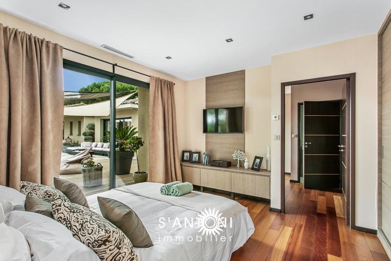 Maison d'architecte - 181 m² - 6 pièces