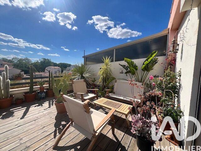 Appartement - 64 m² - 2 pièces