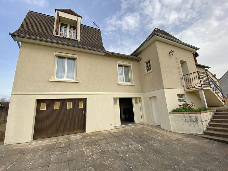 Maison - 172 m² - 5 pièces