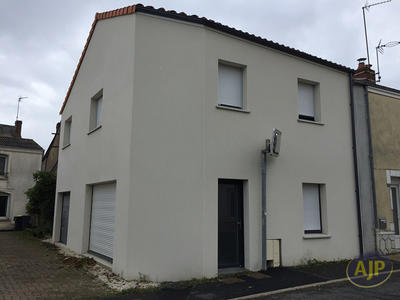 Maison - 86 m² - 4 pièces