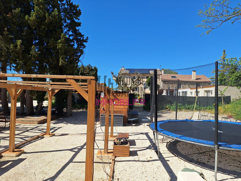 Mas - 376 m² - 15 pièces