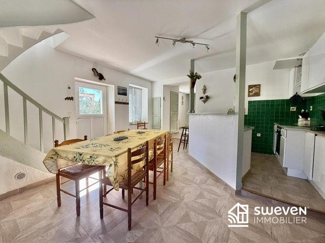 Maison ancienne - 409 m² - 17 pièces