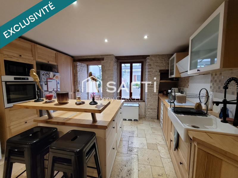 Maison - 88 m² - 5 pièces