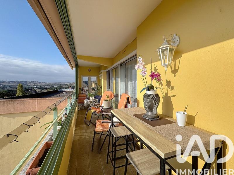 Appartement - 90 m² - 4 pièces