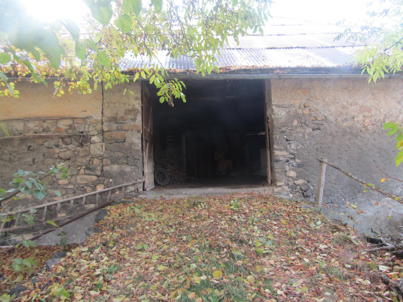 Maison - 450 m² - 5 pièces