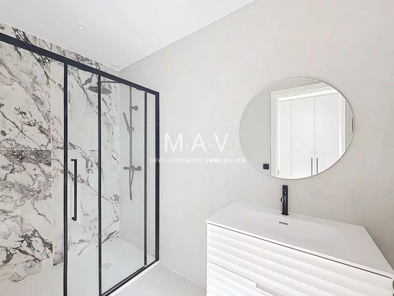 Villa - 190 m² - 6 pièces