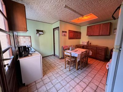 Maison - 102 m² - 4 pièces