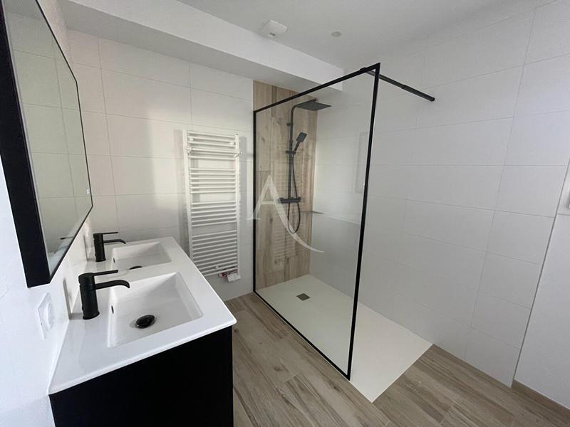 Maison - 120 m² - 4 pièces