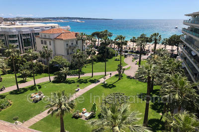 Appartement - 112 m² - 4 pièces