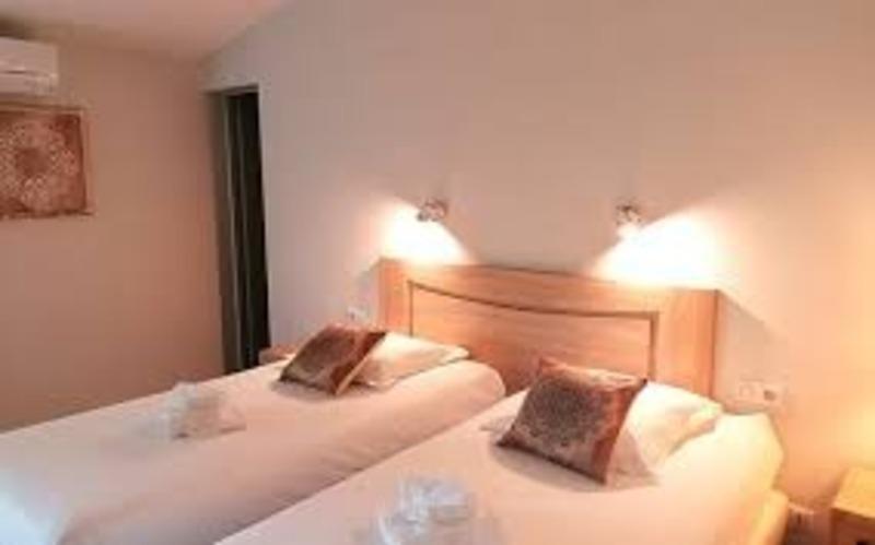 Fonds de commerce - 310 m²