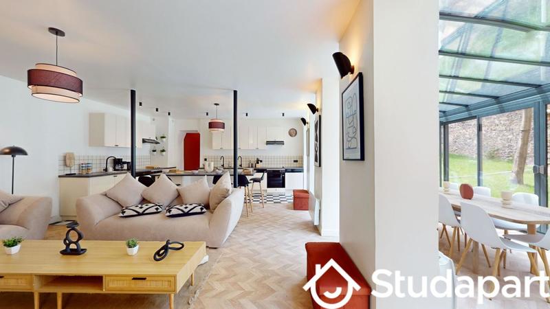 Chambre - 10 m² - 1 pièce