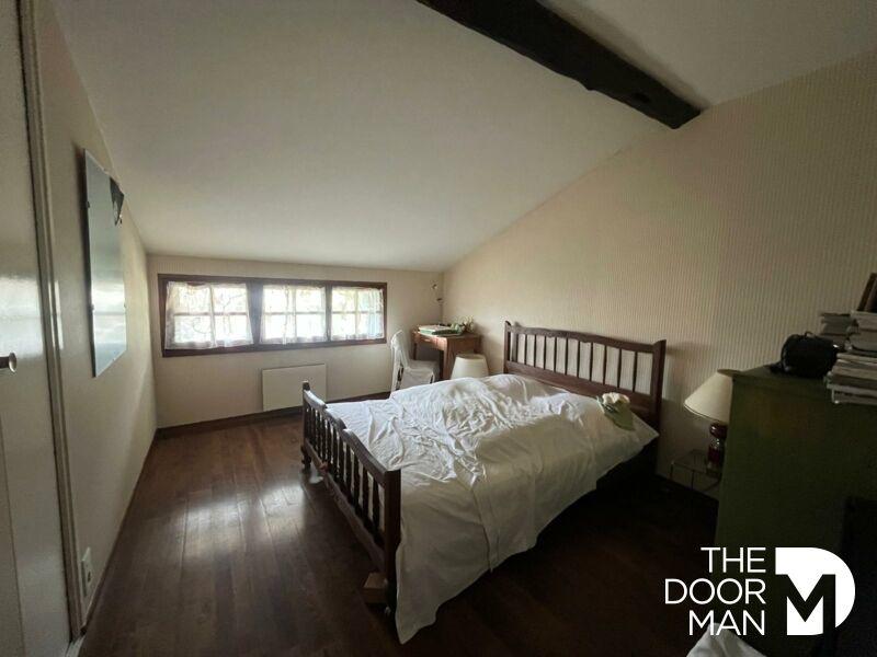 Maison - 148 m² - 8 pièces